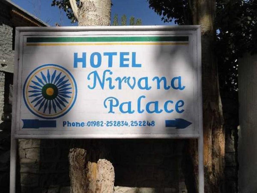 Hotel Nirvana Palace Leh Eksteriør billede
